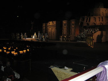 Die Teilnehmer befanden sich in unmittelbarer Nähe der Bühne und des Orchesters