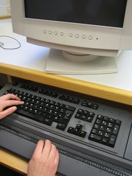 Arbeiten am PC mit dem Brailledisplay