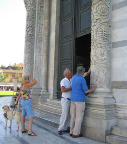  Einige Teilnehmer bei einem Ausflug nach Pisa