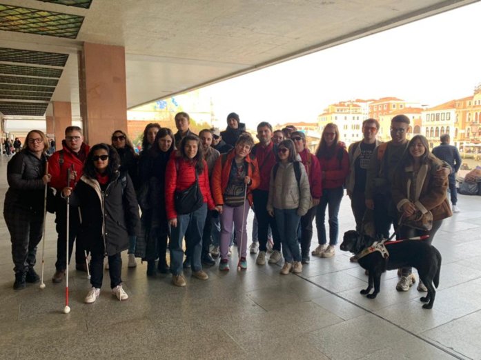 Gruppenfoto der Jugendgruppe der Landesgruppen Bozen, Trient, Venetien und Emilia-Romagna